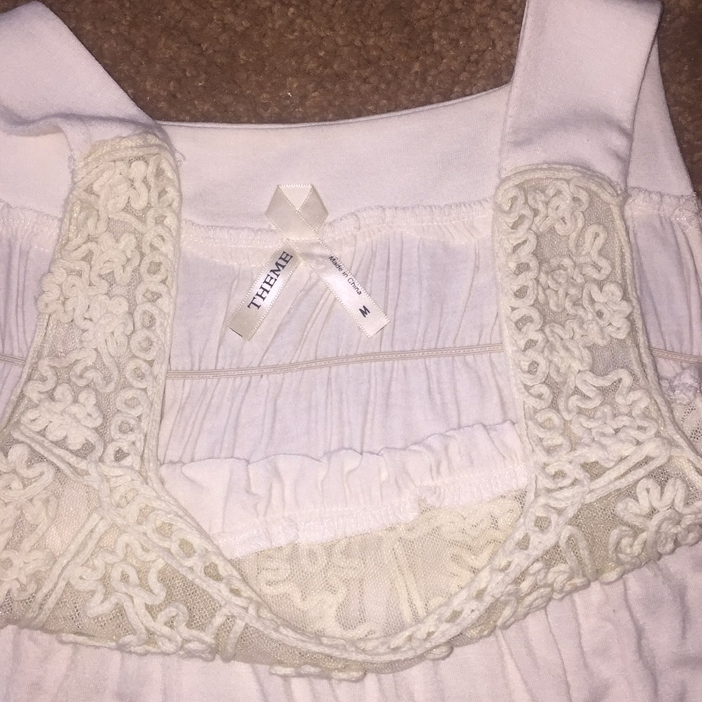 Theme tunic - Picture 6 of 8